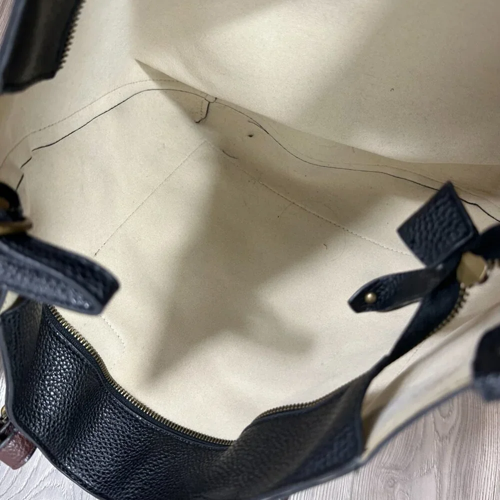 G.H. Bass & Co‎ Black Brown Shoulder Tote with Long Strap